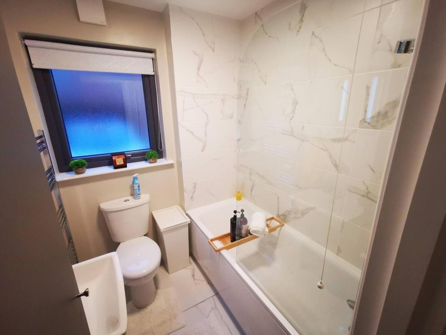 Belfast Central 2 Bedroom Luxurious Modern Stay Exteriér fotografie