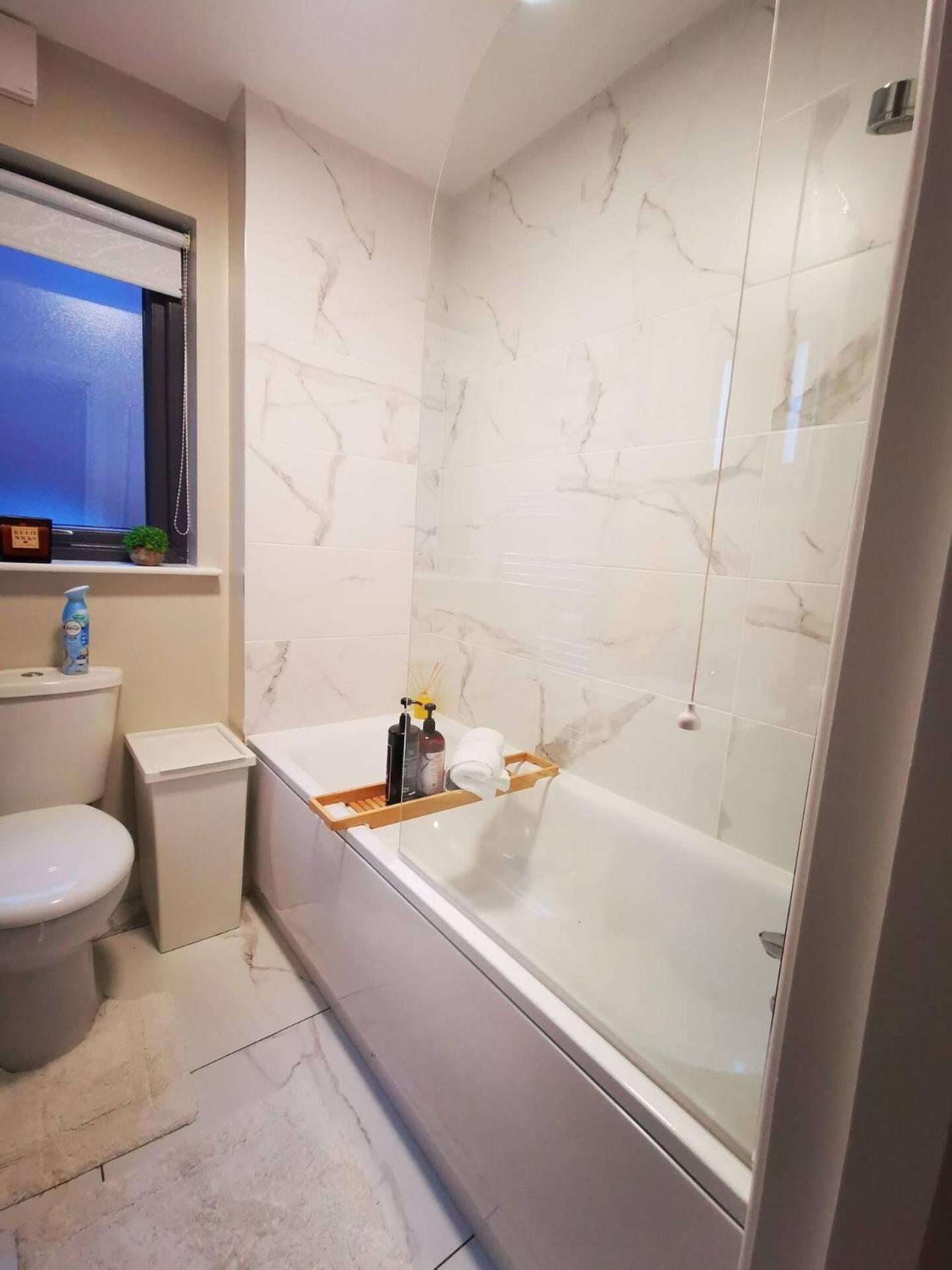 Belfast Central 2 Bedroom Luxurious Modern Stay Exteriér fotografie