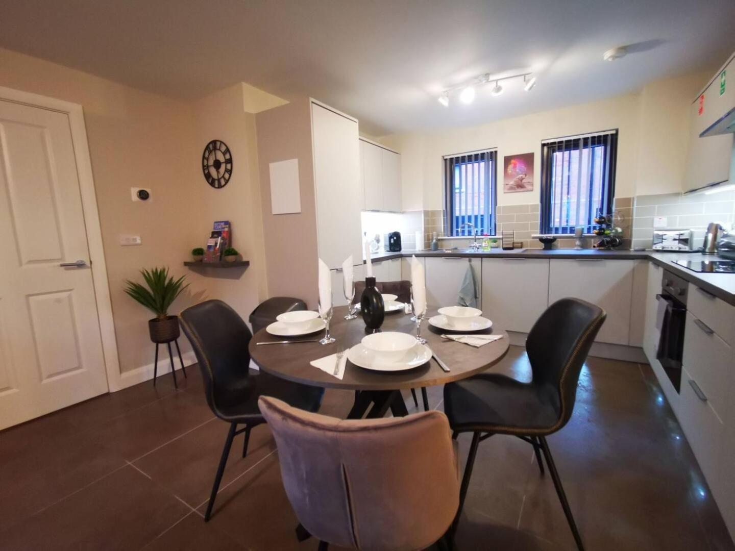 Belfast Central 2 Bedroom Luxurious Modern Stay Exteriér fotografie